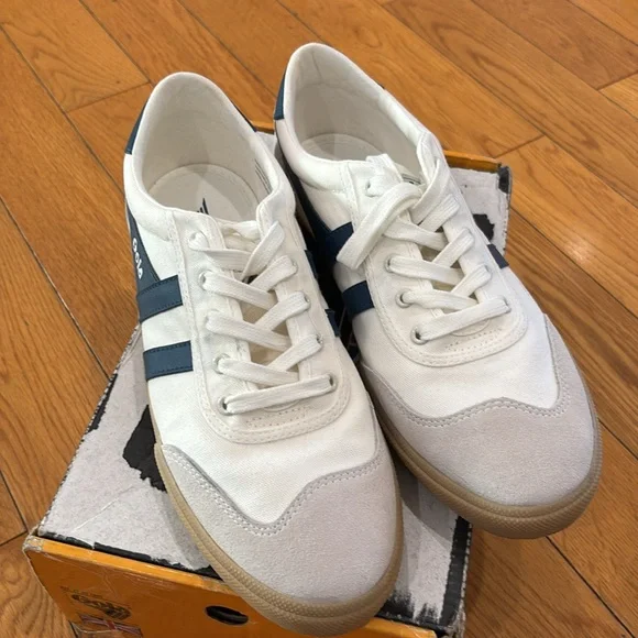 Gola Badminton Sneaker in Off White, Baltic, & Gum, Size: 10 - Picture 8 of 14